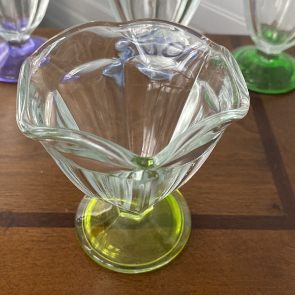 Vintage Anchor Hocking glass ice cream parfait glasses - Picture 3 of 10
